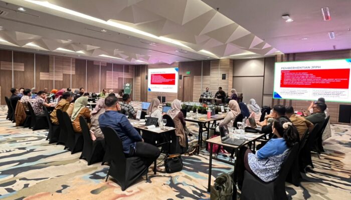 Komdigi Perkuat Kompetensi Prahum dan Organisasi Kehumasan