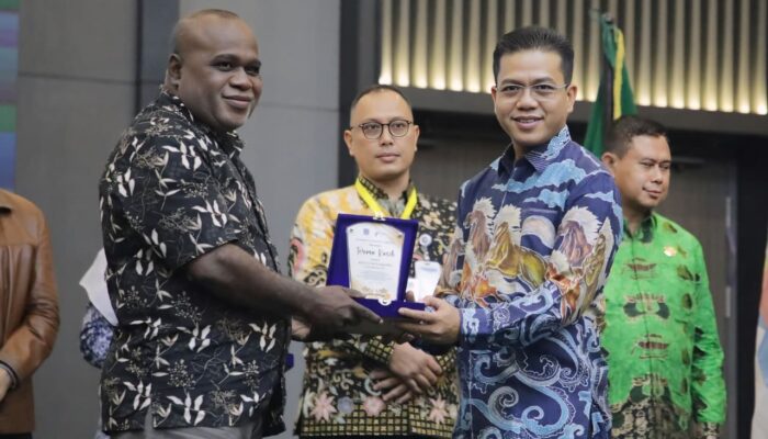 Tuntaskan Masalah Sanitasi, Ketum AKKOPSI Dadang Supriatna Sampaikan 4 Rekomendasi di Deklarasi Sorong