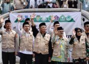Lepas 174 Jemaah Haji Kloter 22, Bupati Garut Minta Untuk Fokus Ibadah dan Jaga Kesehatan