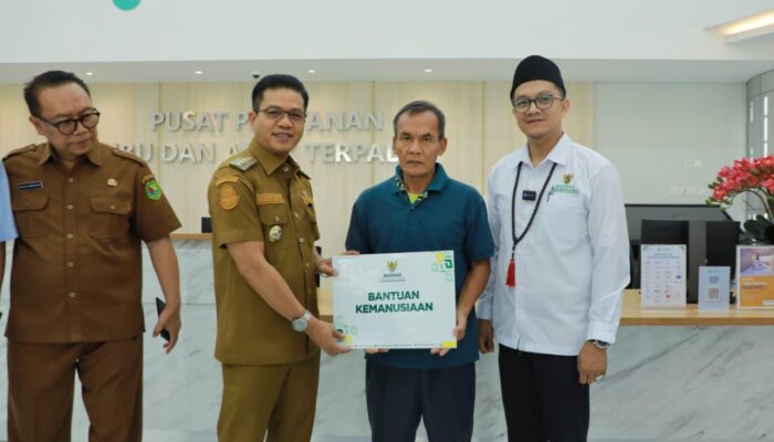 Jenguk Korban Penyekapan di RSHS, KDS Pastikan Perawatan Hingga Pulih