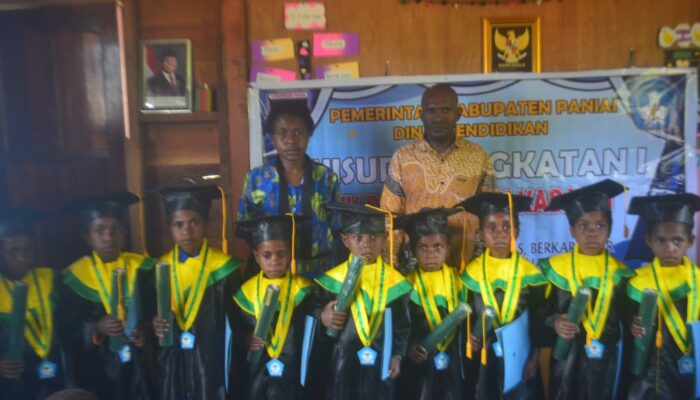 9 Anak  TK Negeri Kabatai Wegemuka Wisuda, Langkah Pertama Menuju SD