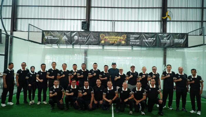 Hadiri Pembukaan Turnamen Padel Piala Danpussenif, Wadan Kodiklatad Dorong Sportivitas dan Budaya Hidup Sehat