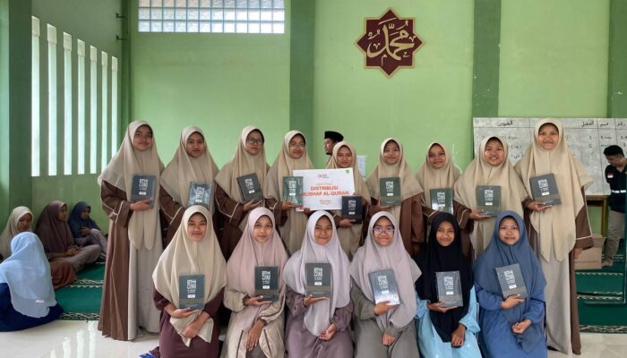 Itqan Peduli Dan Golden Future Indonesia Bersinergi Saluran Al-Qur’an Untuk Masyarakat