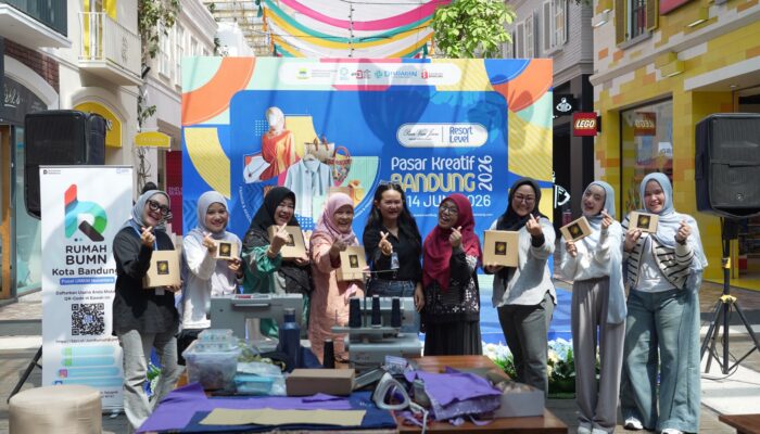 Dari Peserta Inkubasi Jadi Mentor: Acuksae Harumkan Nama Rumah BUMN BRI Bandung di Pasar Kreatif Bandung PVJ, Sukses Gelar Workshop Wastra Berkelanjutan