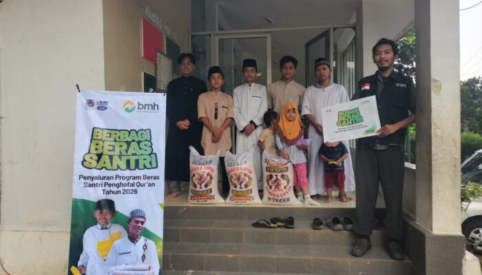 Sedekah Beras BMH Kuatkan Harapan Baru Untuk Santri di Jawa Barat