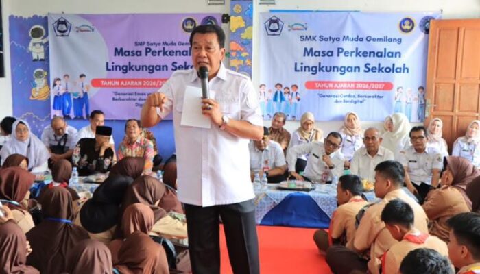 Bupati Maesyal Motivasi Pelajar SMP dan SMK Satya Muda Gemilang di Masa MPLS