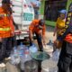 Pemprov Jabar dan Sejumlah Pihak Distribusikan 8,7 Juta Liter Air kepada Masyarakat Selama Musim Kemarau