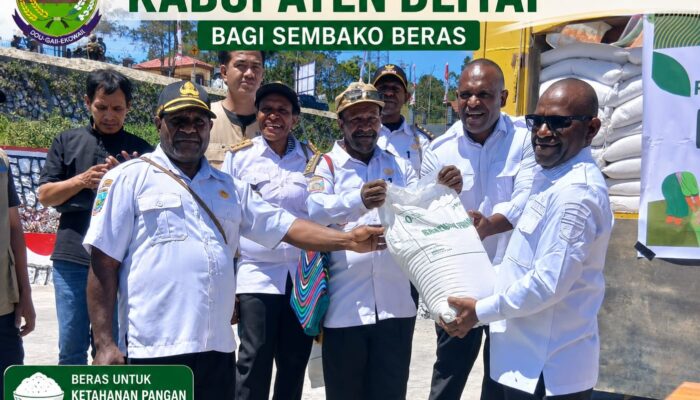 32 Truk Beras RASKIN Tiba di Deiyai, Disalurkan ke 5 Distrik