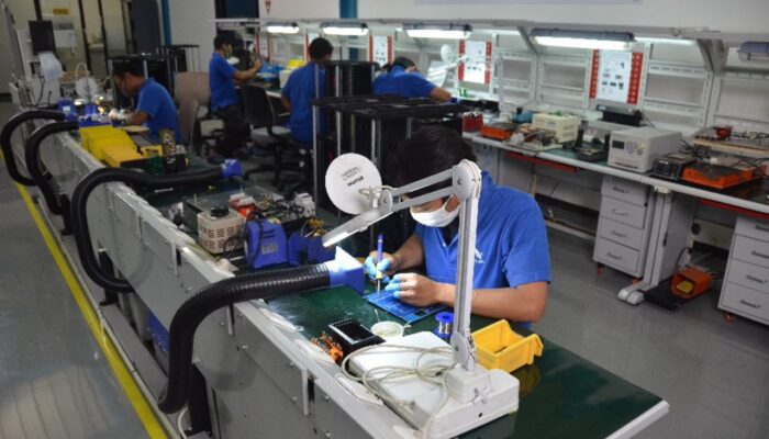 PT Len Industri Perkuat Kompetensi Integrasi Sistem Energi untuk Mendukung Mobilitas Listrik