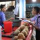 PT BPR Kerta Raharja Gemilang Sosialisasikan Program Gebyar UMKM Tangerang Gemilang di Pasar Tigaraksa