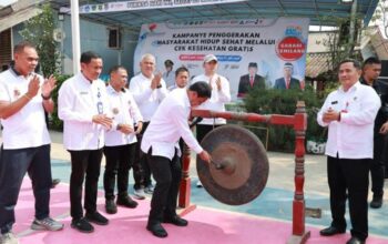 Bupati Maesyal Pantau Pelaksanaan CKG di SMK Negeri 2 Kabupaten Tangerang