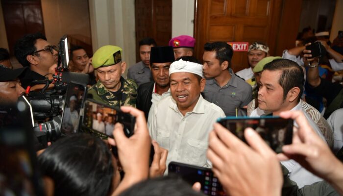 KDM Ajak LPM Ikut Andil dalam Percepatan Pembangunan Desa dan Kelurahan di Jawa Barat