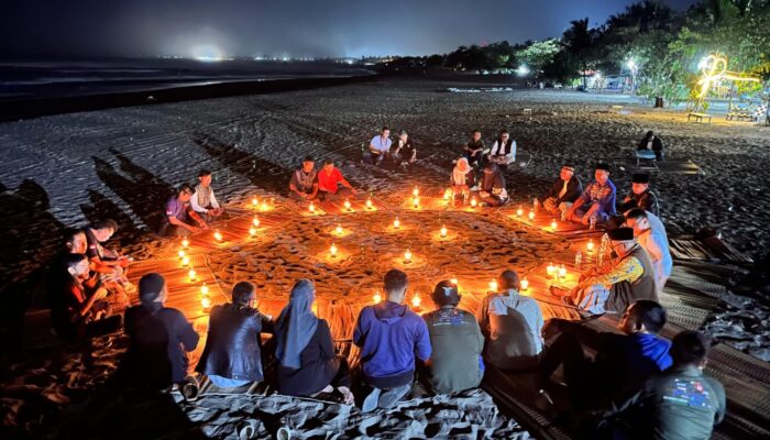 Aksi Solidaritas, Gelar Doa Bersama untuk Lima Jurnalis yang Hilang di Anak Gunung Krakatau