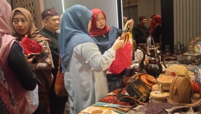 Belum Miliki Gerai, Dekranasda Jabar Dorong Pengembangan Produk Kerajinan Pangandaran