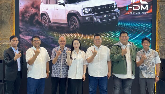 JETOUR T2 i-DM Melanjutkan Perjalanan ke Bandung, Hadir sebagai Adventure PHEV SUV dengan Harga Rp696 Juta