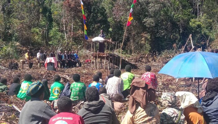 Pecinta Alam Ekadide: Menjaga Nadi Kehidupan di Jantung Paniai