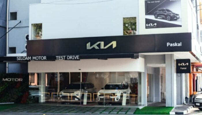 KIA Buka City Store di Bandung, Carens EV Concept Curi Perhatian Saat Peresmian