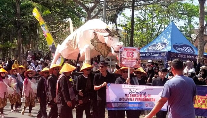 Pangandaran Icon Carnaval, Pantai Jadi Lautan Manusia