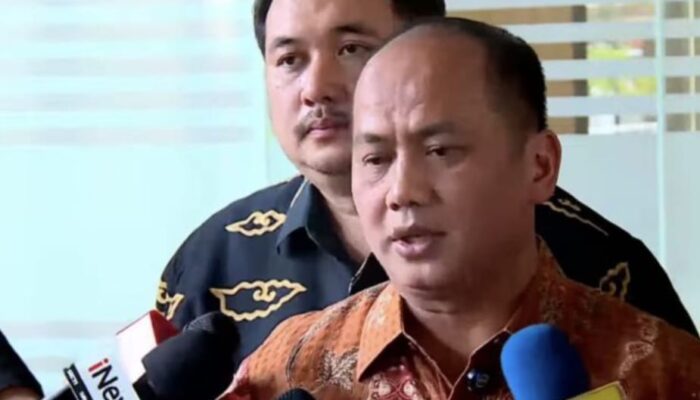 Kejagung Tahan Lima Tersangka Korupsi Pengadaan Motor Listrik Program MBG Senilai Rp1,2 Triliun