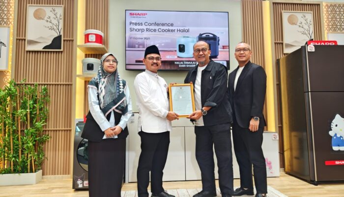 Perkuat Komitmen pada Kebutuhan Konsumen, Sharp Hadirkan Rice Cooker Bersertifikat Halal BPJPH